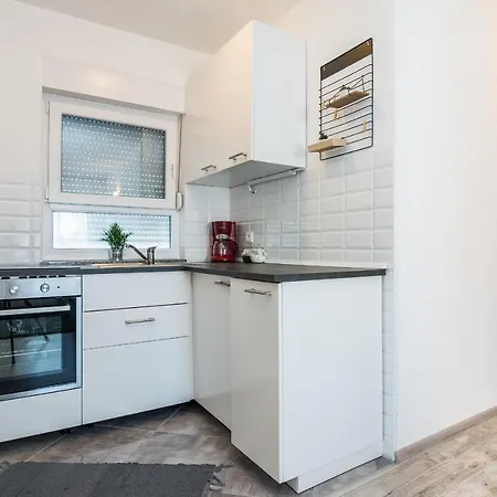 Krpan Apartment Vir
