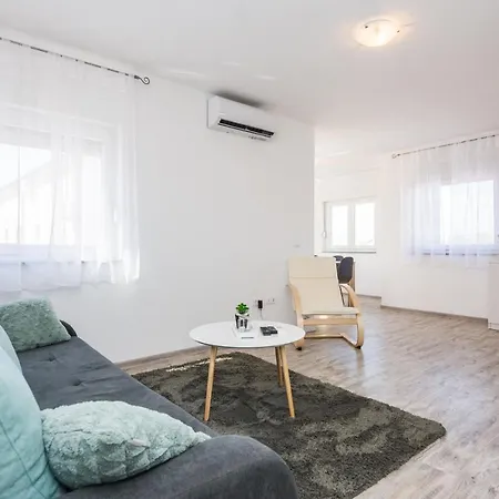 Appartement Krpan Vir