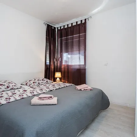 Krpan Apartment Vir